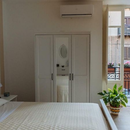 Il Tempo Ritrovato - Locazione Ad Uso Turistico Apartman Palermo Kültér fotó